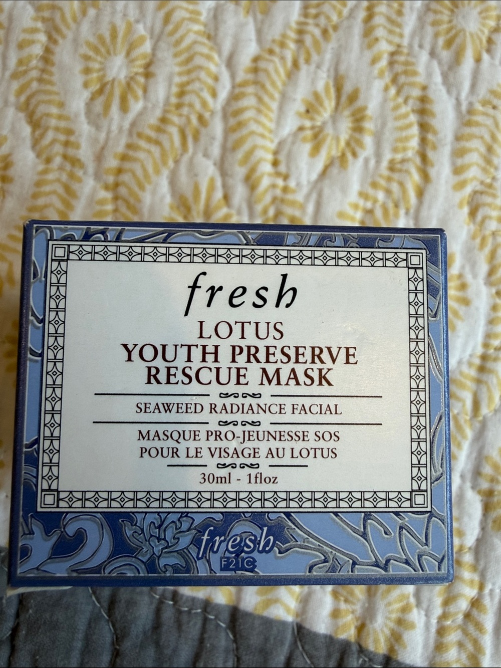 fresh Lotus Youth Preserve Rescue Mask